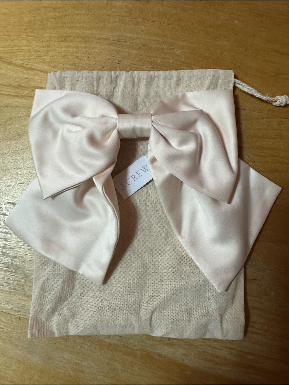 NWT J.Crew Oversized Satin Bow Hair Clip in Classic Ivory (BV497)